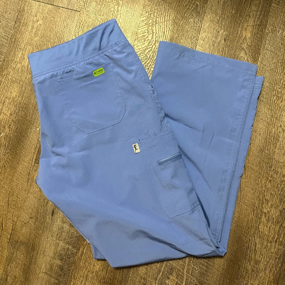 Ceil scrub pants